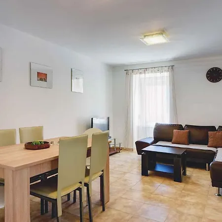 بيت للعطل In - Istrien 11083 *