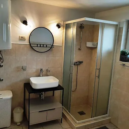 In - Istrien 11083 بيت للعطل بولا