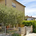 Holiday home Holiday Home In Pula - Istrien 11083