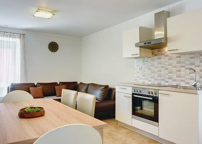 Holiday home Holiday Home In Pula - Istrien 11083 Pula