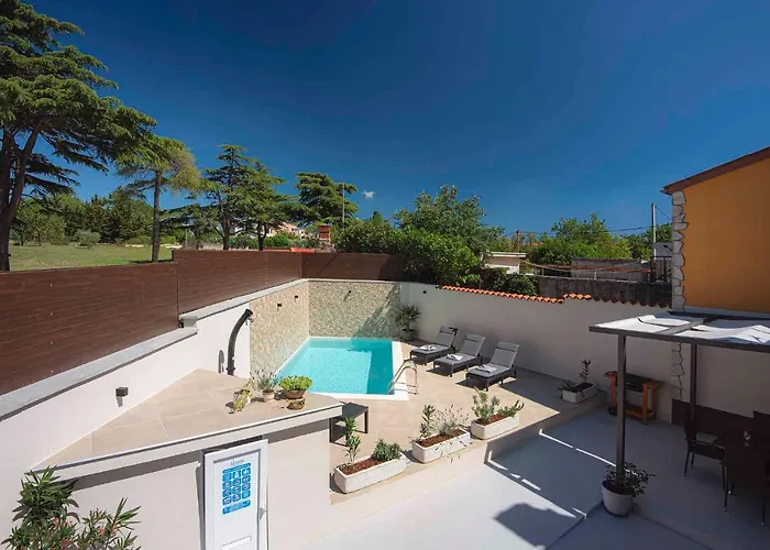 Holiday Home In Pula - Istrien 11083