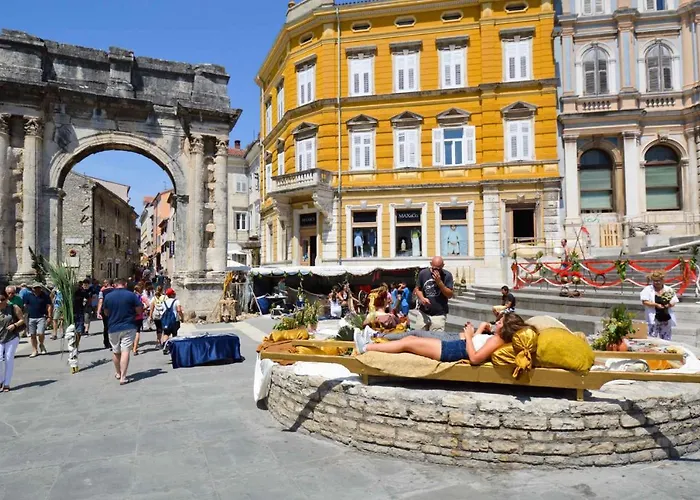 Holiday Home In Pula - Istrien 11083 Holiday home *